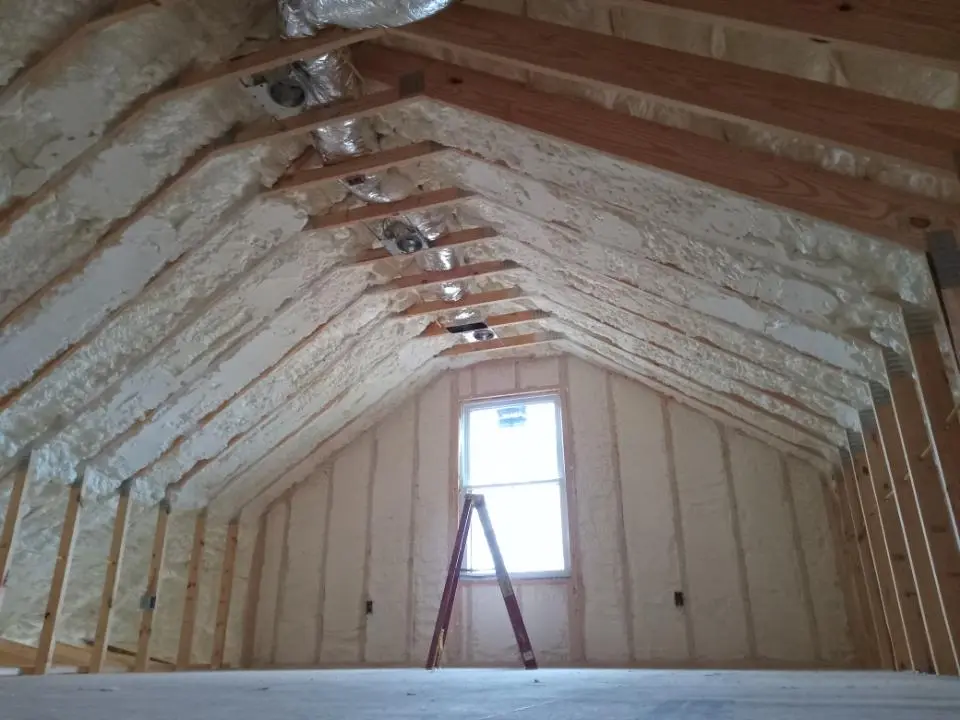 Spray foam roofing application for Crawl Space Insulation project in Thonotosassa